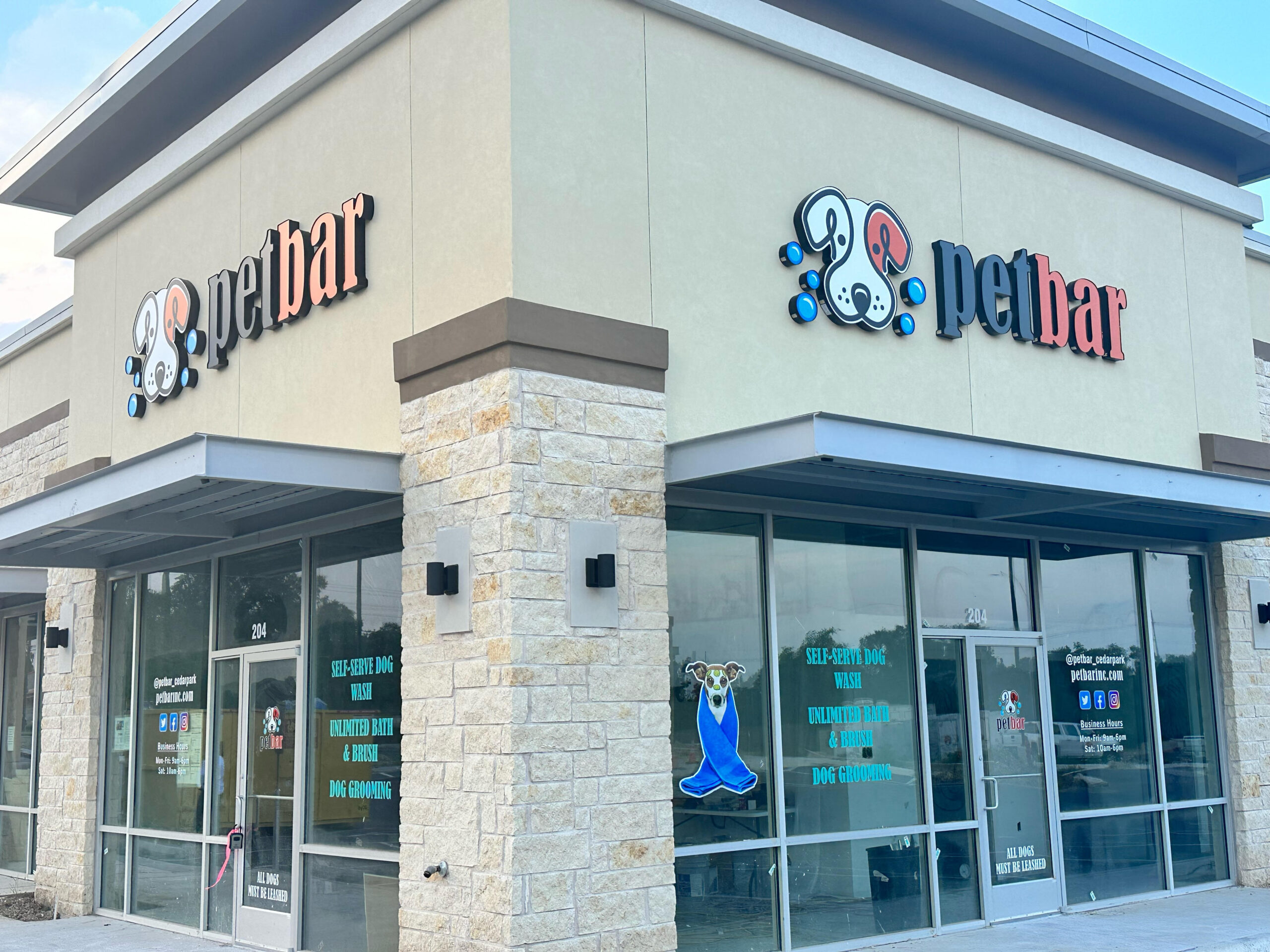 Skilled pet groomer providing a variety of dog grooming services in the Austin - Cedar Park area