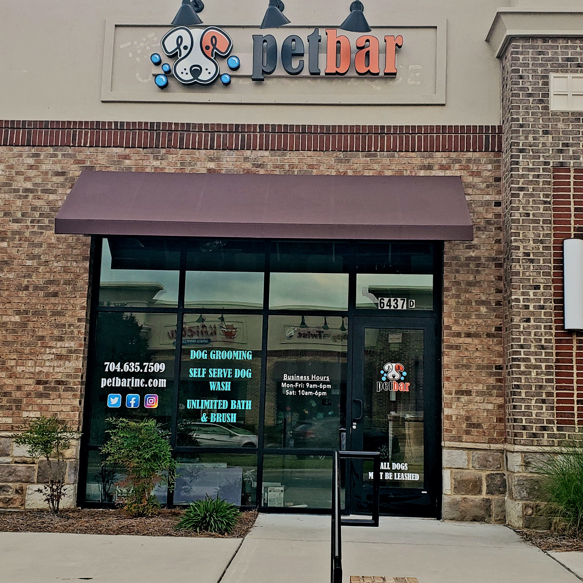 petbar indian trail store front